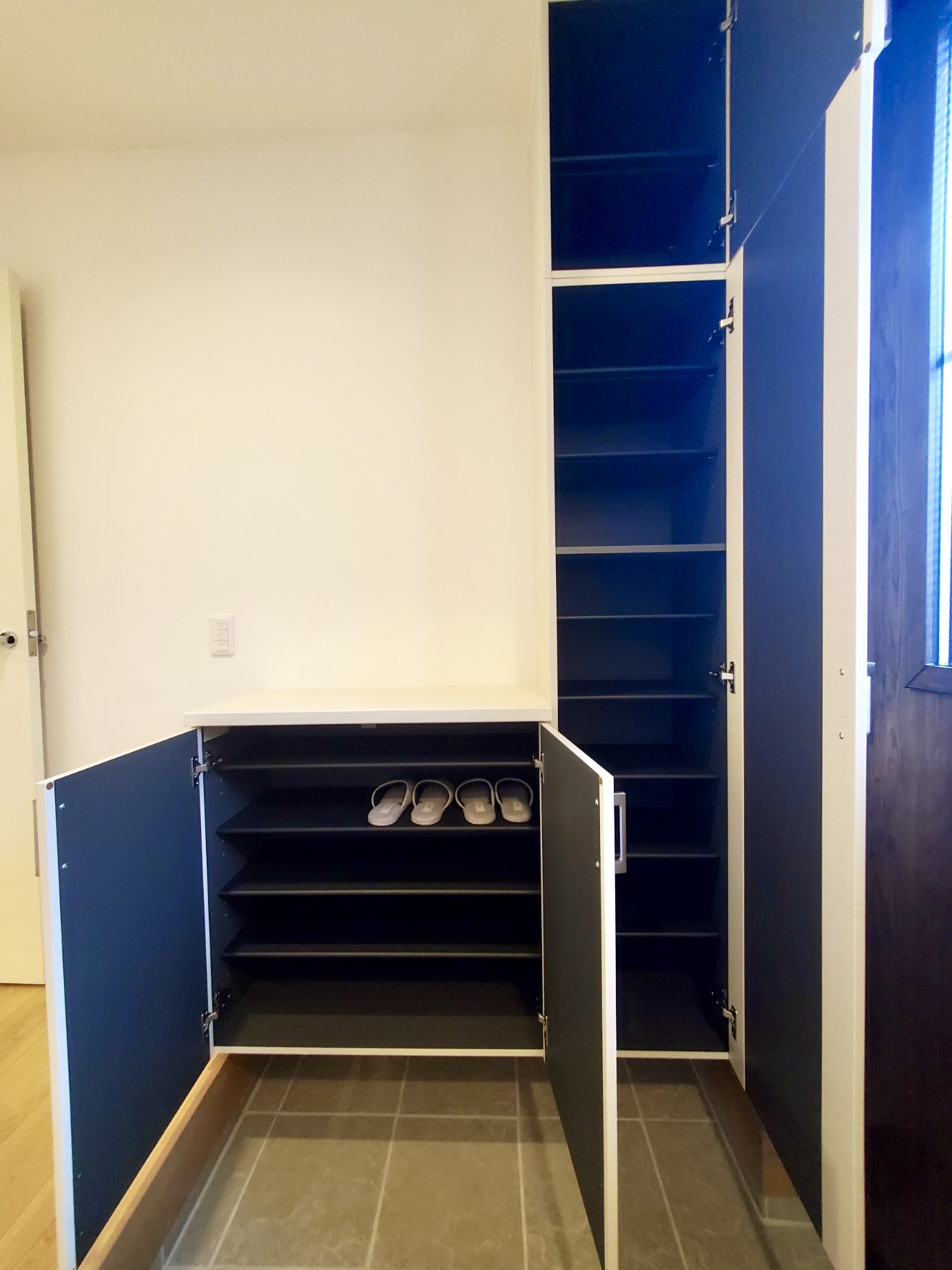 シューズボックス