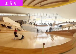 山形県山形市にある子どもの遊び場施設「コパル」の内観