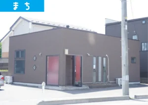 鶴岡市日和田町の元・北極光(オーロラ)の外観